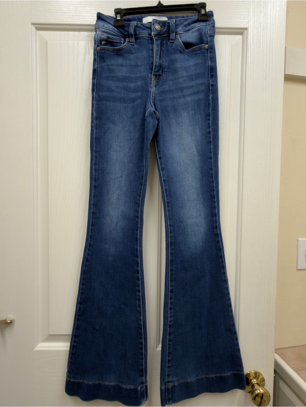 KanCan Dark Wash Flare Jeans size 3/25